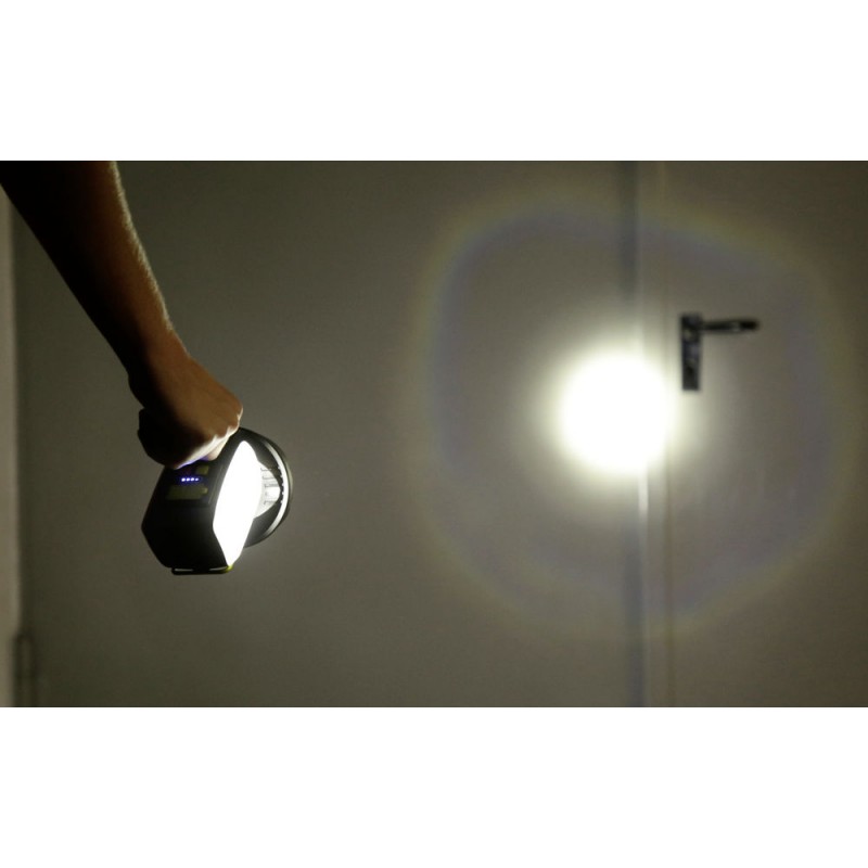 LED akumulatorska ročna svetilka