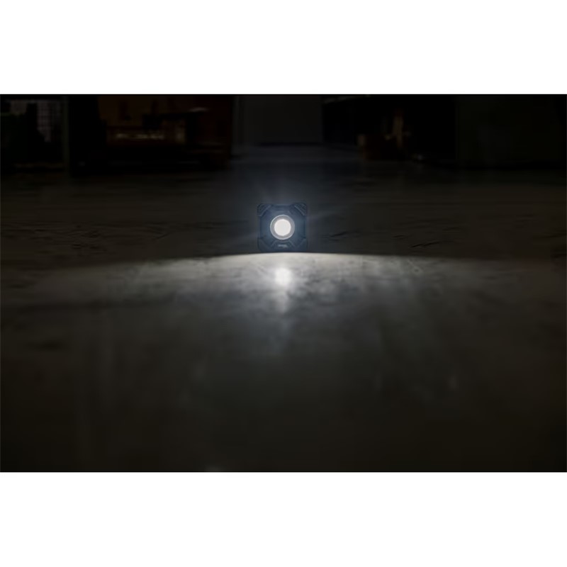 Mobilni LED reflektor