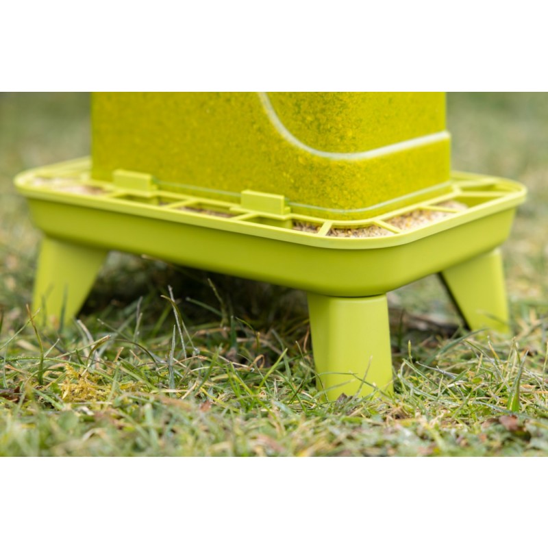 Krmni avtomat z opornimi nogami