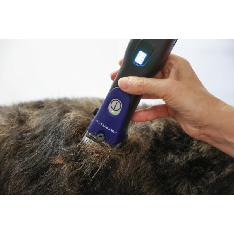 Aesculap Akumulatorski strižnik Favorita CLi