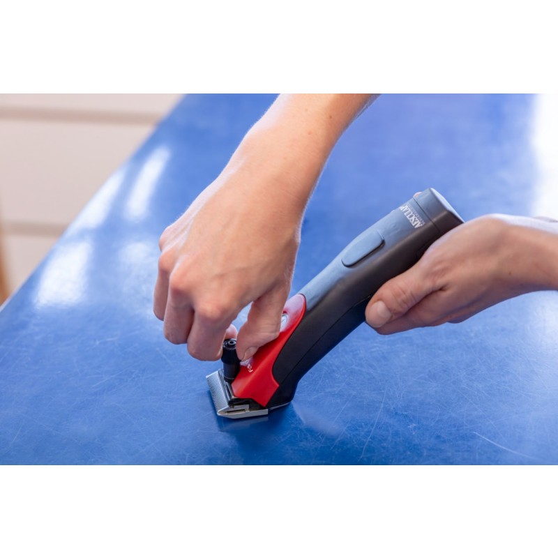 Aesculap Akumulatorski strižnik Favorita CLi