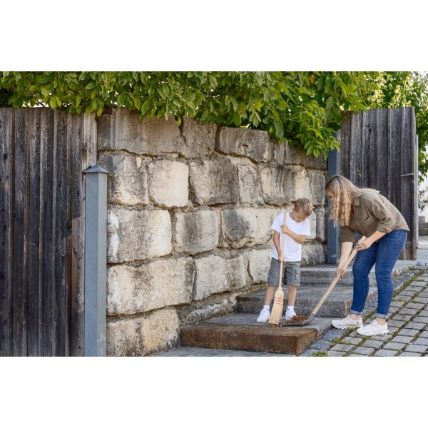 Otroška Mini metla iz riževe slame z ročajem