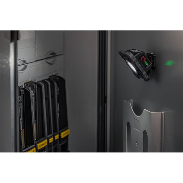 Mobilni LED reflektor
