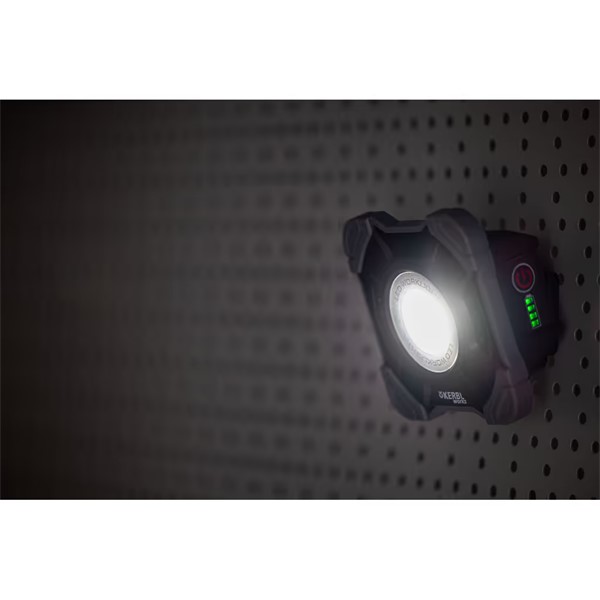 Mobilni LED reflektor