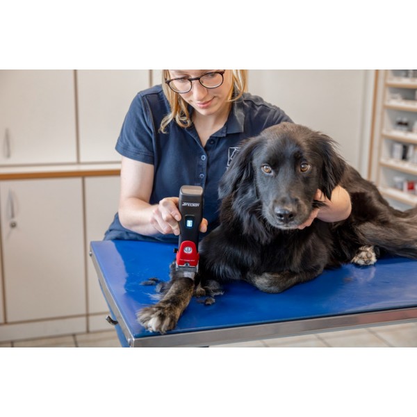 Aesculap Akumulatorski strižnik Favorita CLi